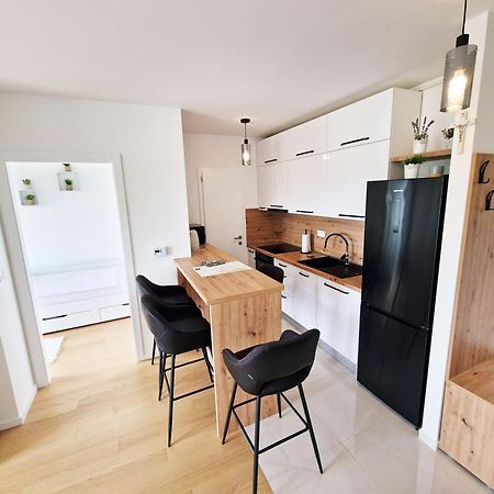Apartment Queen Karlovac Eksteriør billede