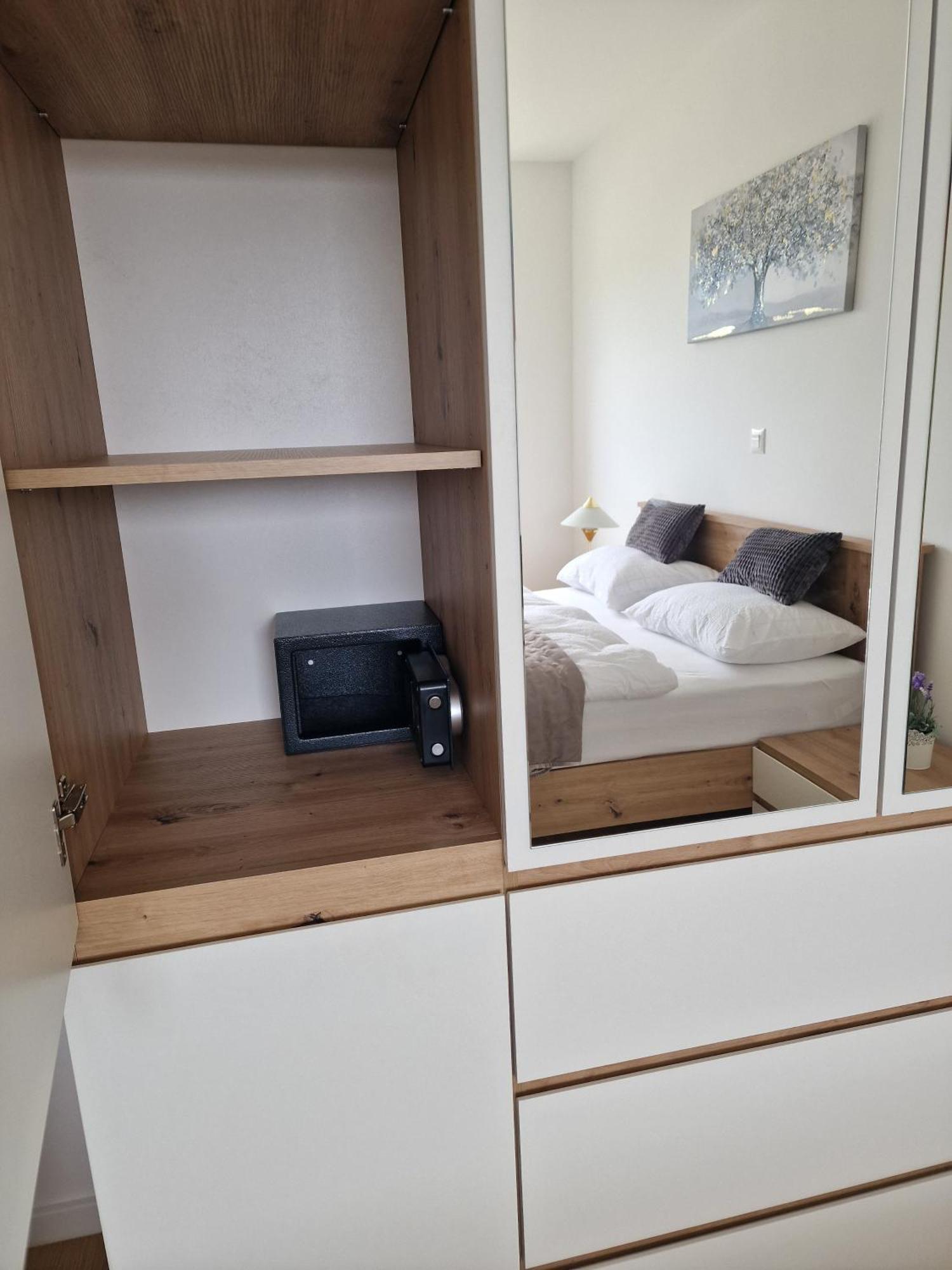 Apartment Queen Karlovac Eksteriør billede