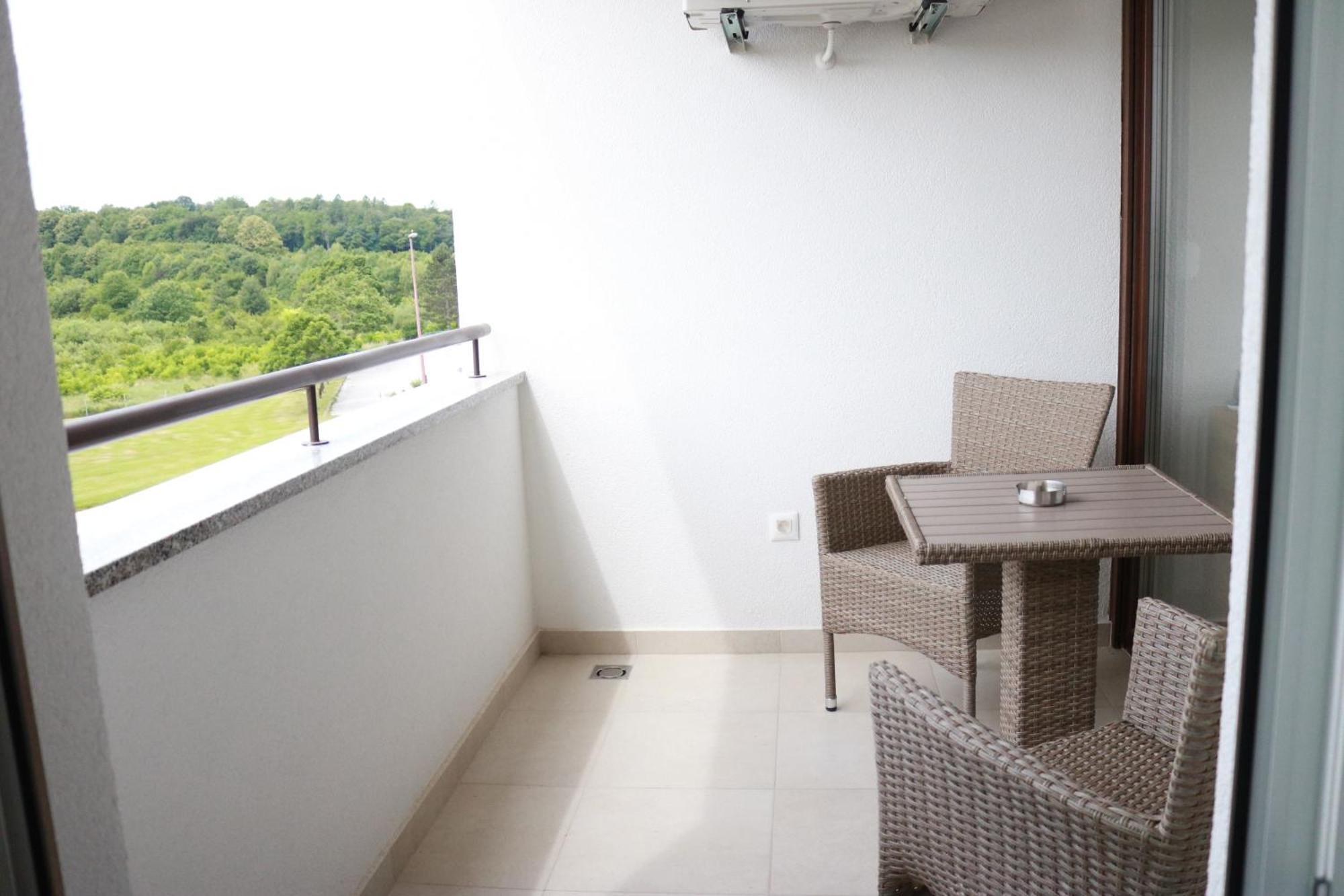 Apartment Queen Karlovac Eksteriør billede