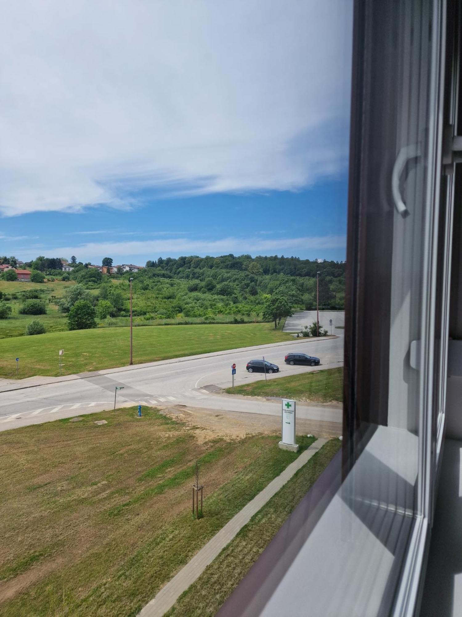 Apartment Queen Karlovac Eksteriør billede