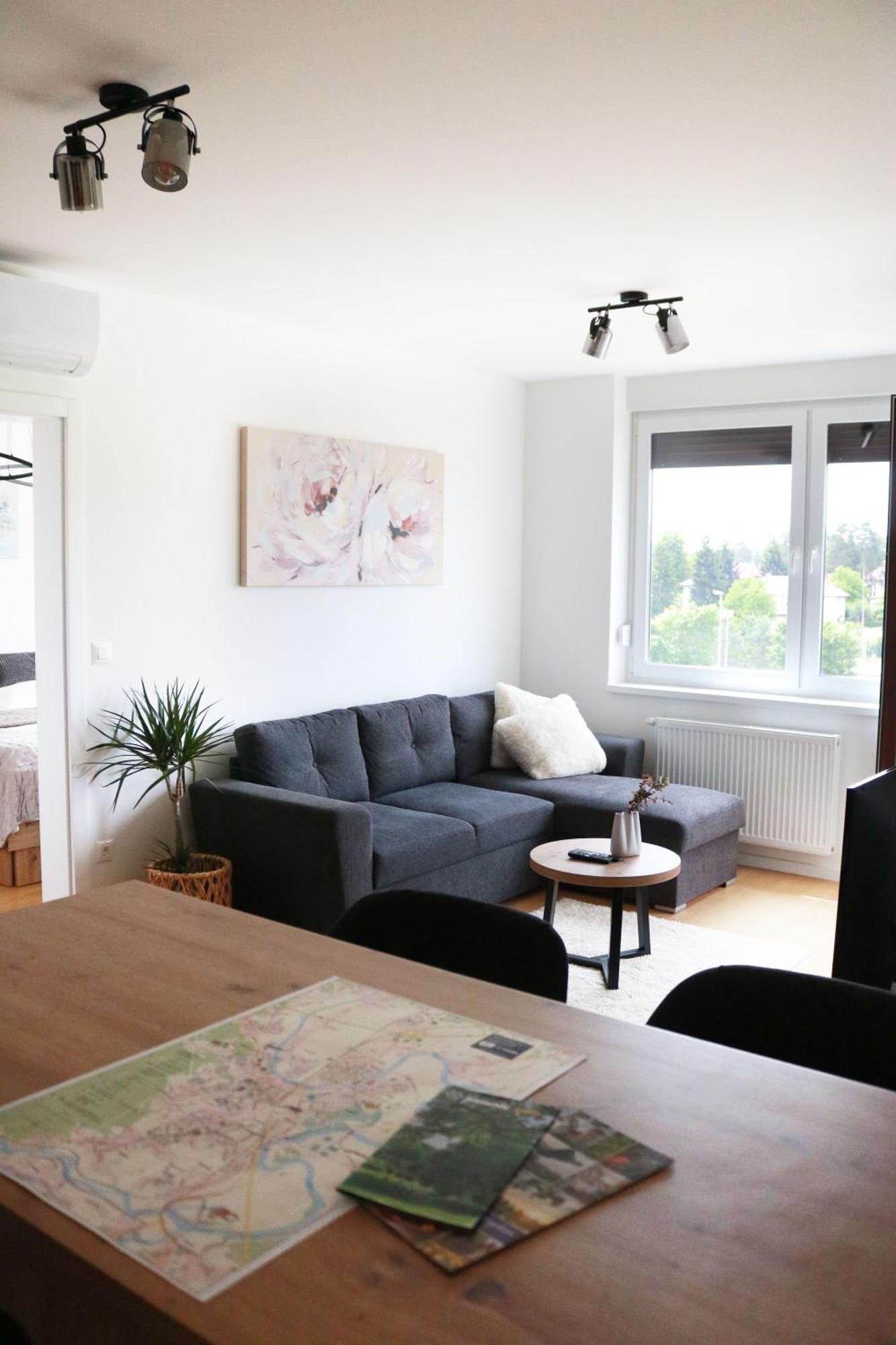 Apartment Queen Karlovac Eksteriør billede