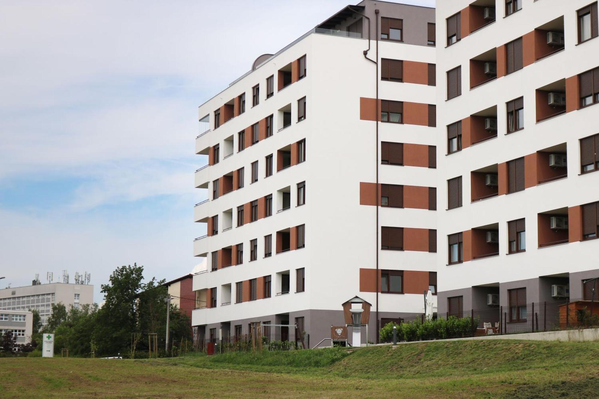 Apartment Queen Karlovac Eksteriør billede