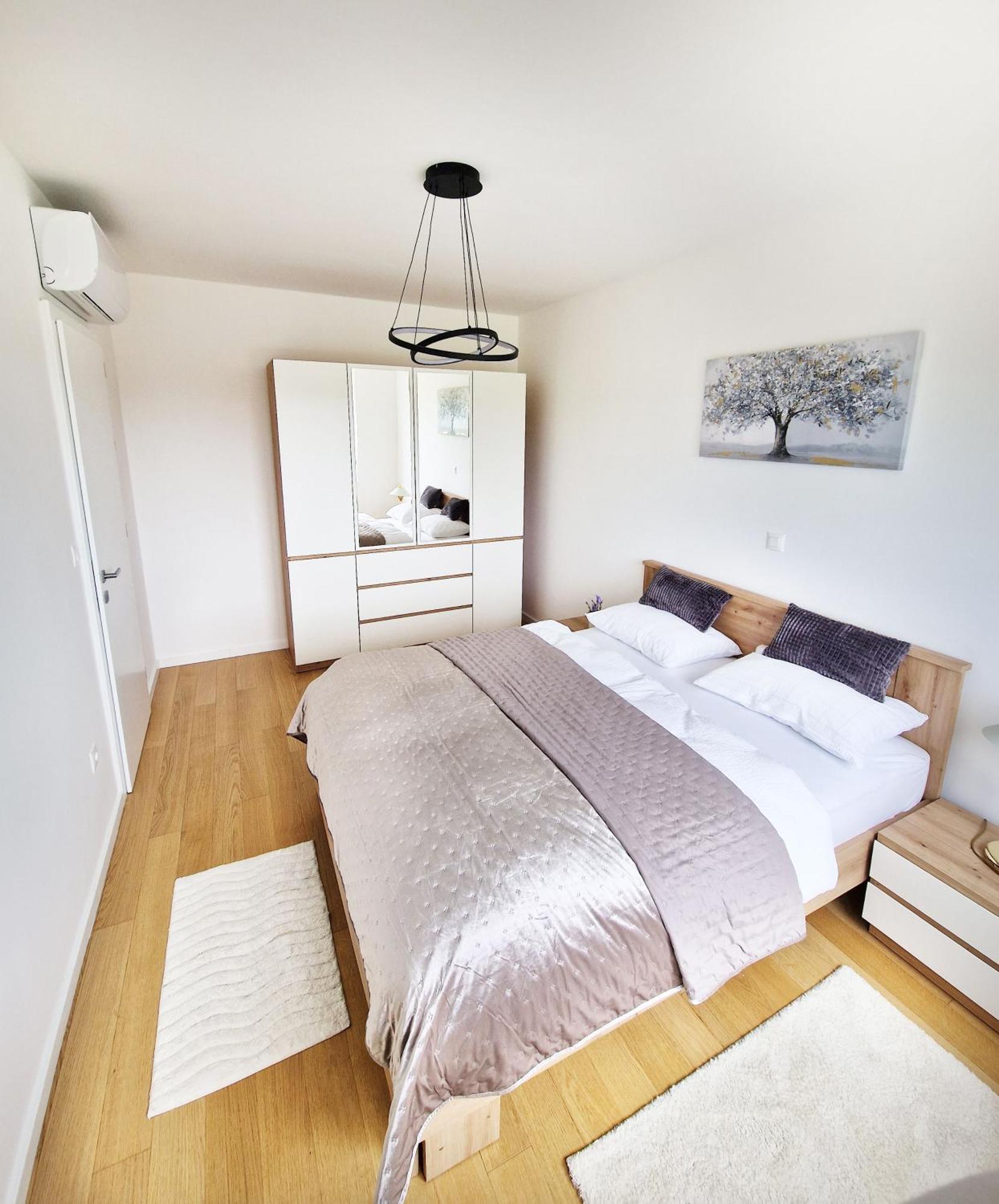 Apartment Queen Karlovac Eksteriør billede